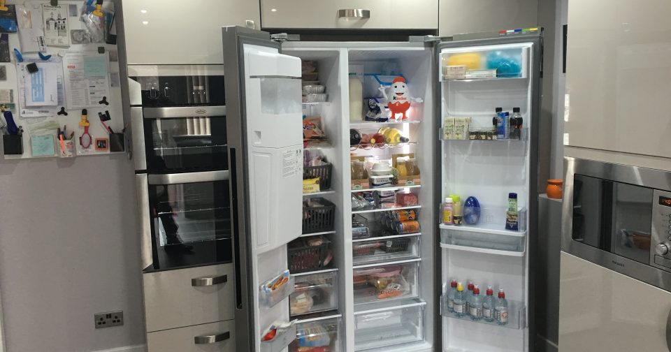 Make a Statement with an American Fridge Freezer Beautiful Kitchens