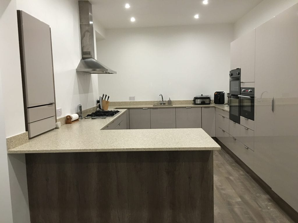 Kitchen Design With No Wall Units